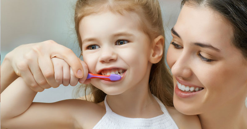 children teeth cleaning